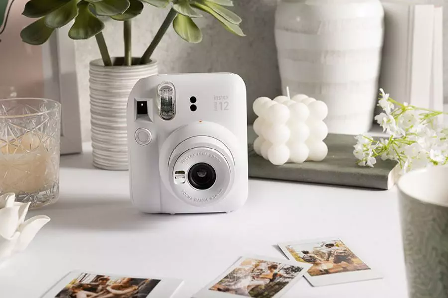 Aparat FujiFilm Instax mini 12 Clay White